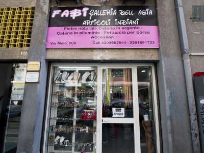 Dal Bangladesh arriva anche una �galleria� gestita dal giovane Rubel...